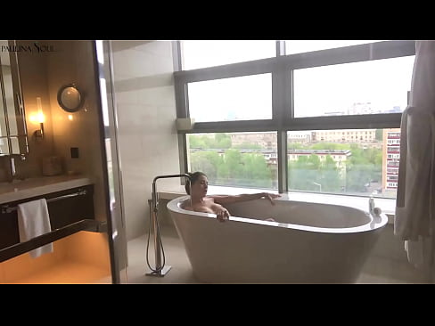 ❤️ Tremenda babe Passionately jerking off its pussy in u bagnu Super sex à co.com-milf-300.ru